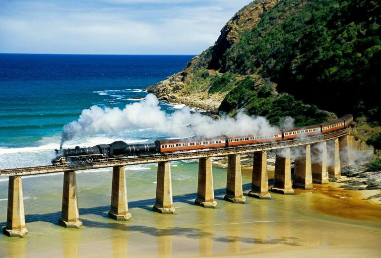 World’s 10 Most Dangerous Train Routes.jpg